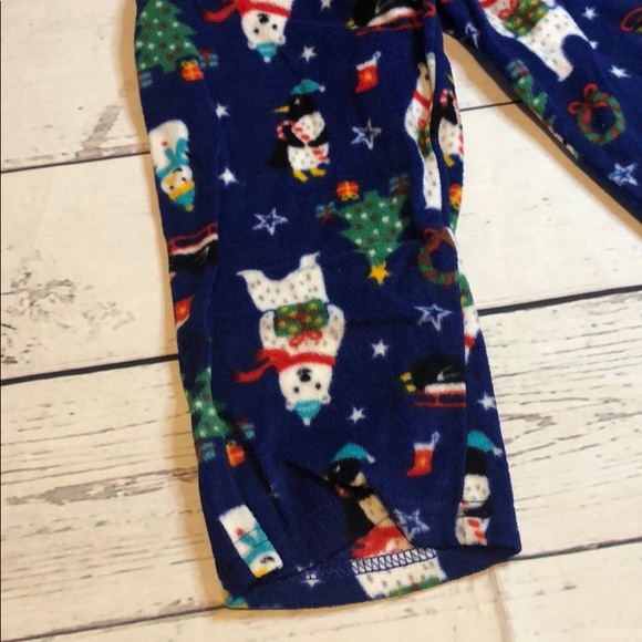 Cat & Jack baby boys christmas pajama set - Picture 12 of 13
